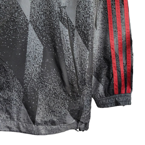 Jaqueta Corta-Vento Bayern de Munique 23/24 Masculino Adidas - Preto