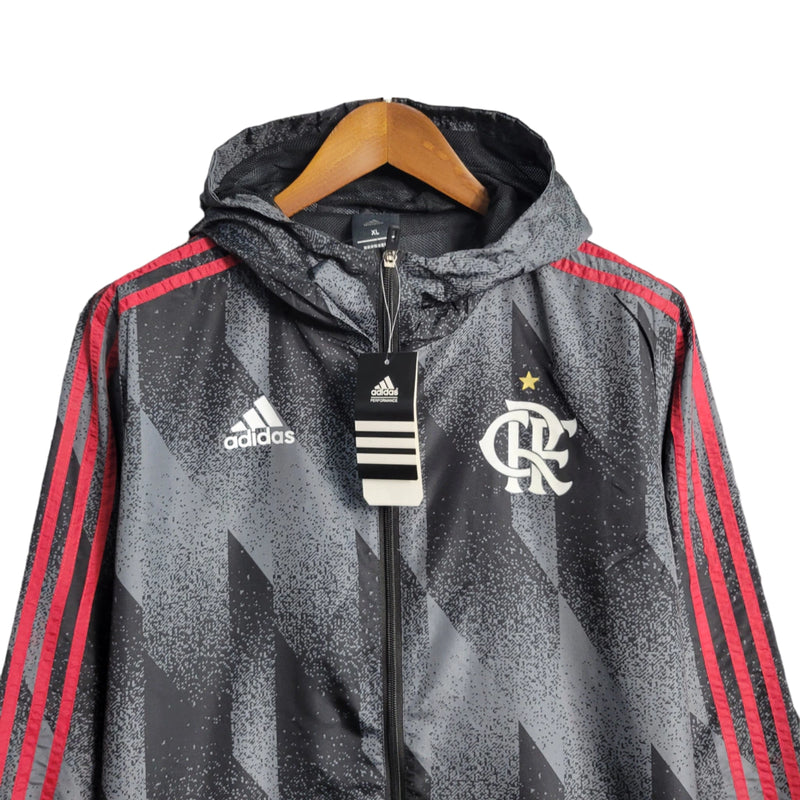 Jaqueta Corta-Vento Flamengo 22/23 Masculina Adidas - Preta com detalhes em vermelho