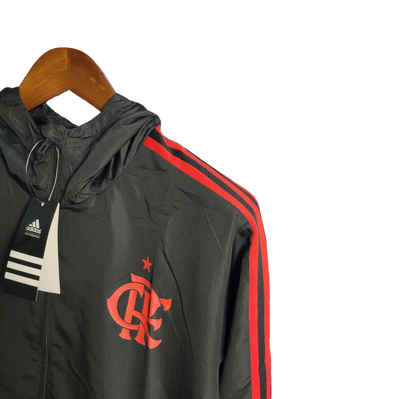 Jaqueta Corta-Vento Flamengo 21/22 Masculina Adidas - Preta com detalhes em vermelho