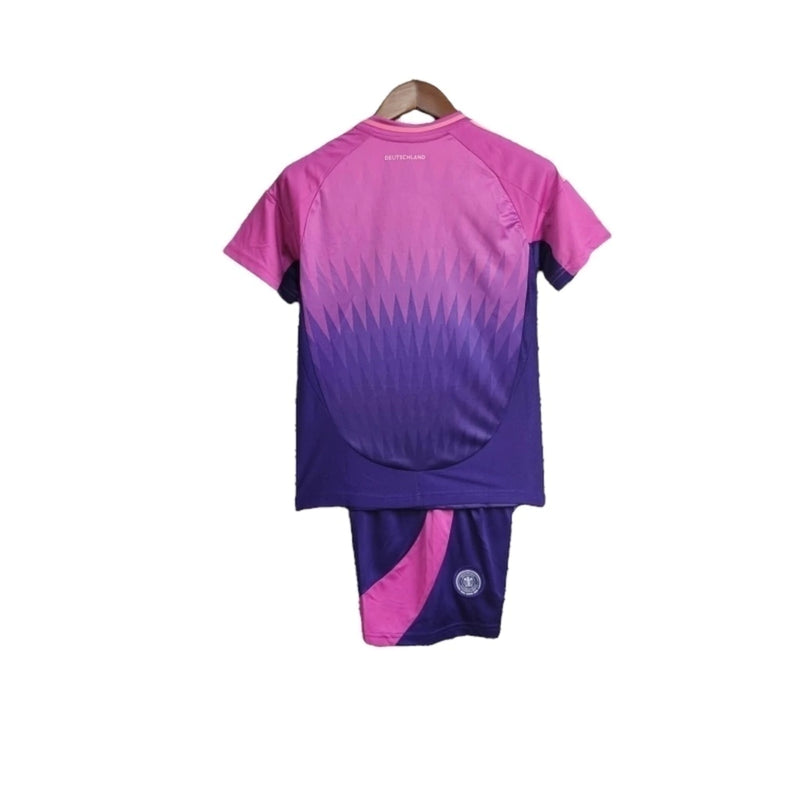 Kit Infantil Seleção da Alemanha II 24/25 - Adidas - Rosa com detalhes em roxo